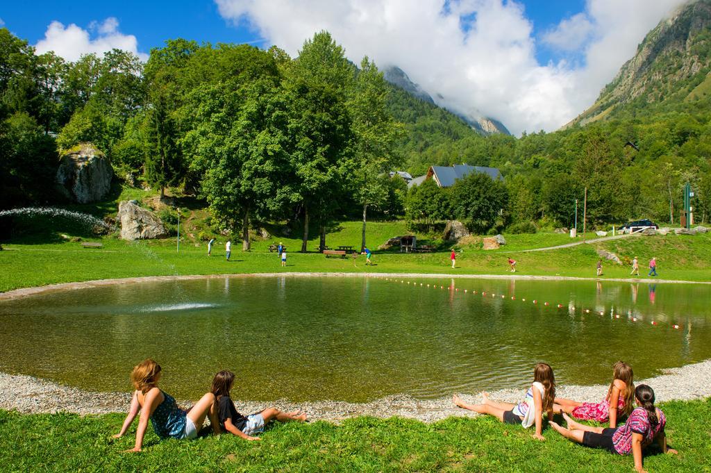 Goelia Les Chalets De Belledonne Saint-Colomban-des-Villards ภายนอก รูปภาพ