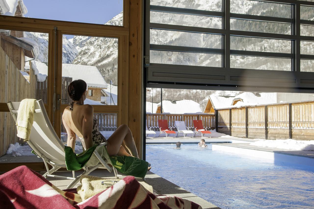 Goelia Les Chalets De Belledonne Saint-Colomban-des-Villards ภายนอก รูปภาพ