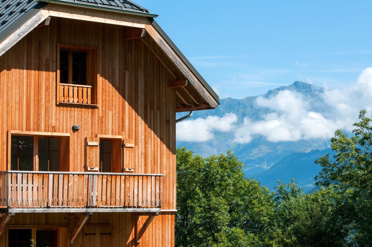 Goelia Les Chalets De Belledonne Saint-Colomban-des-Villards ภายนอก รูปภาพ
